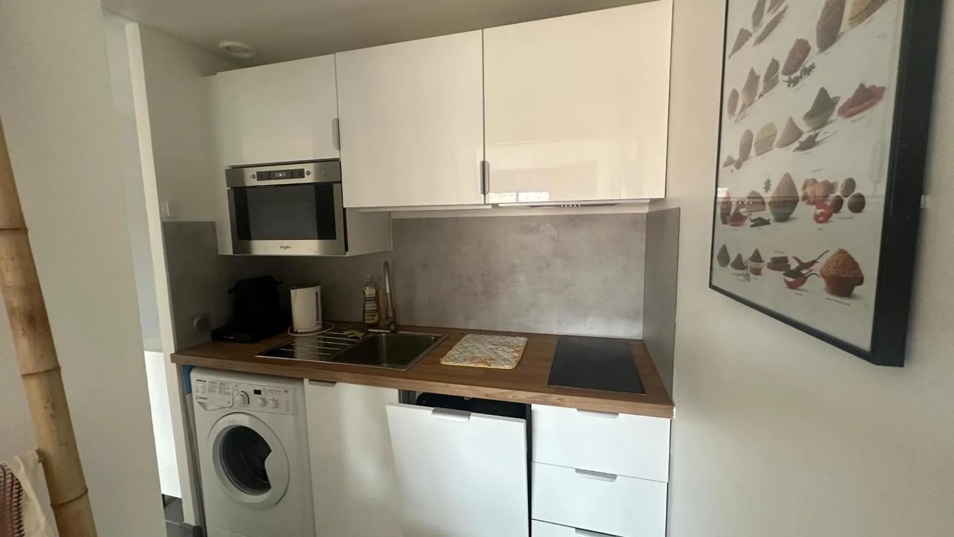 Attractive T2 Apartment - Right In The City Center فرنسا