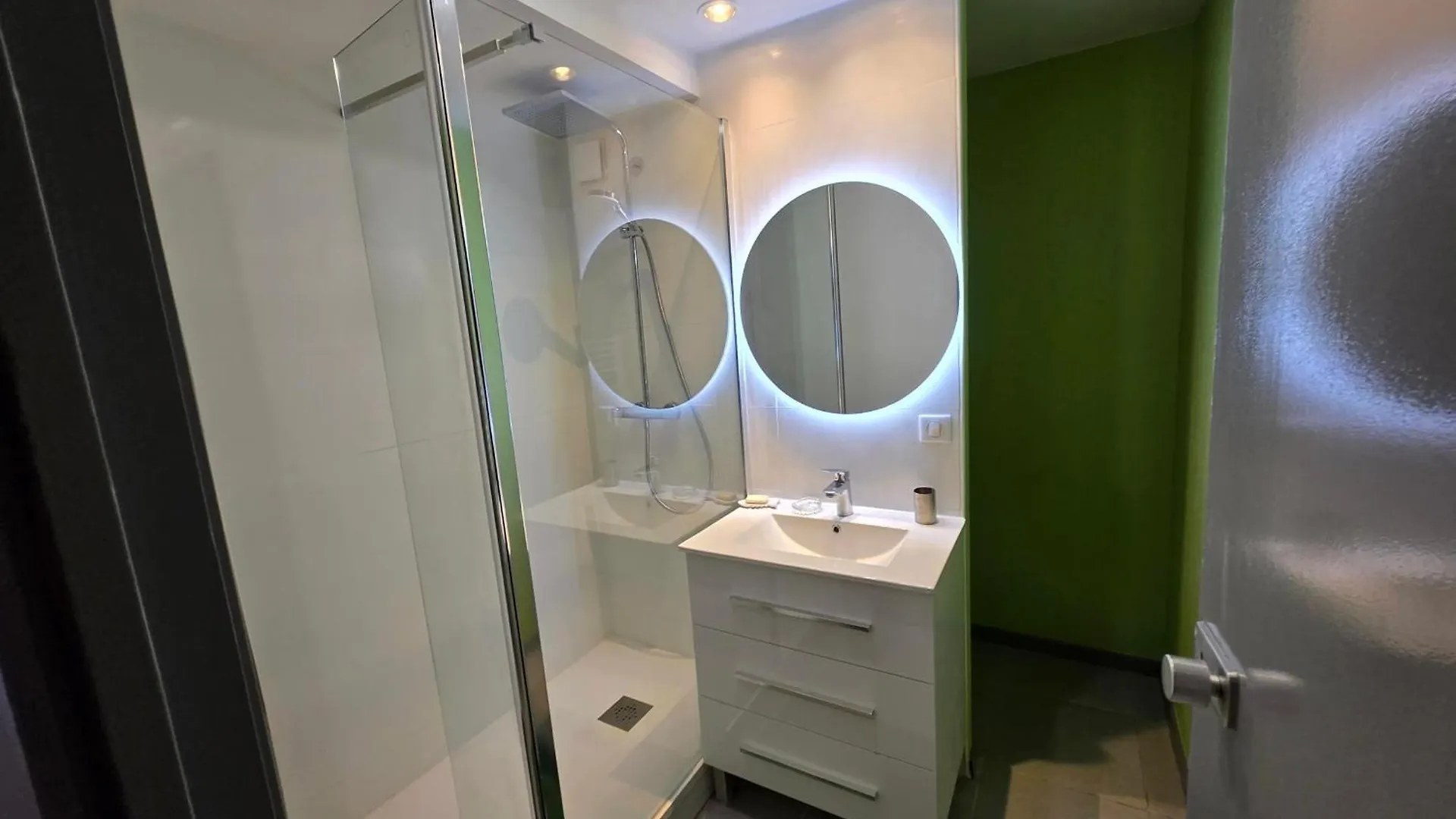 Attractive T2 Apartment - Right In The City Center